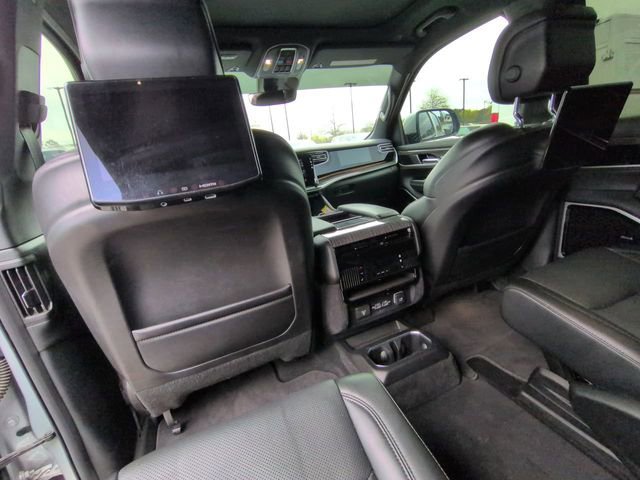 Certified 2022 Jeep Wagoneer Series III w/ Premium Group I image 40