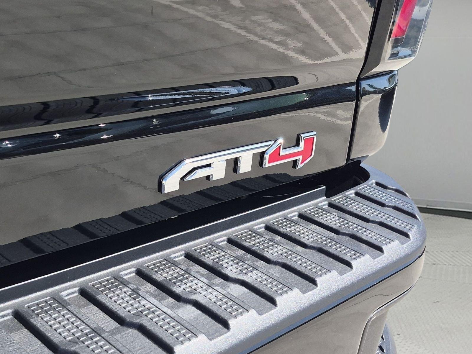New 2026 GMC Sierra 2500 AT4 w/ AT4 Premium Plus Package AWD/4WD image 32