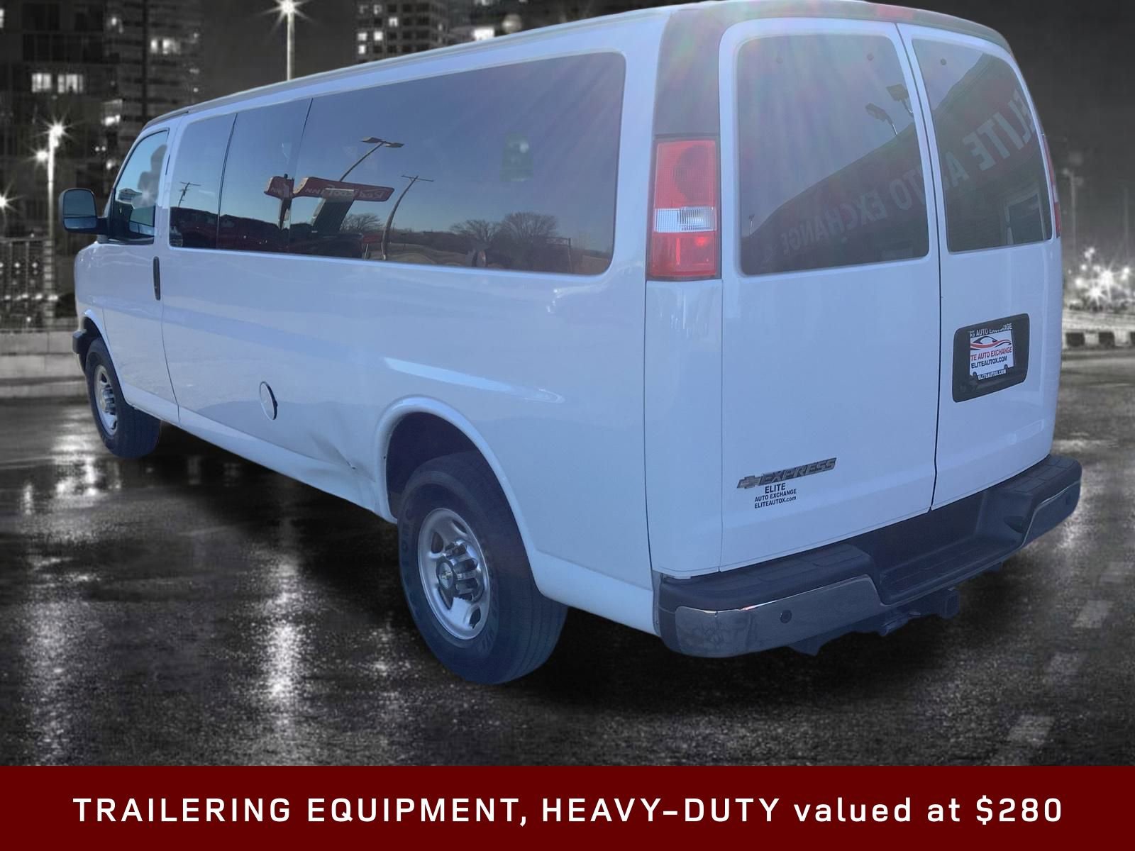 Used 2021 Chevrolet Express 3500 LT w/ LT Preferred Equipment Group RWD image 6