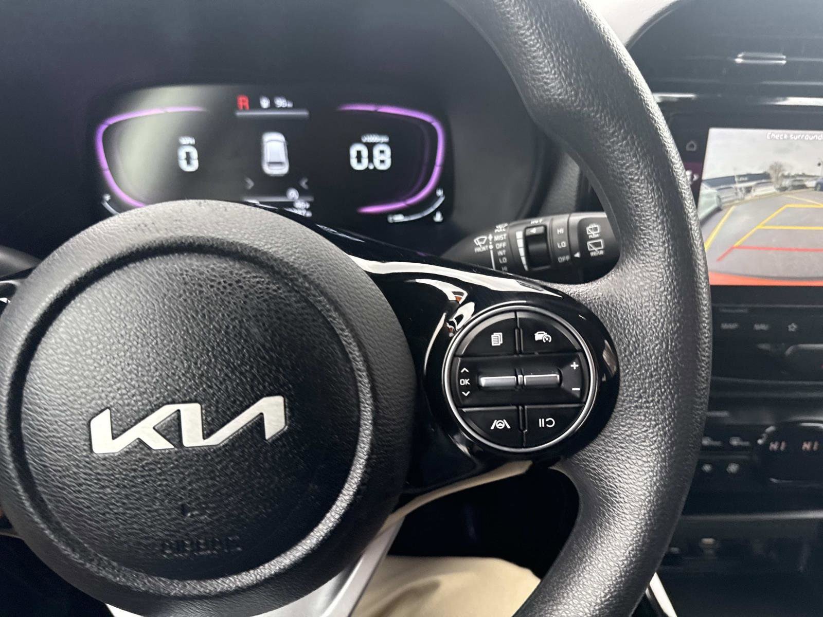 Used 2023 Kia Soul S FWD image 27