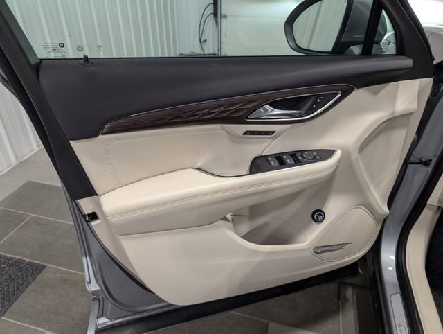 Used 2023 Buick Envision Avenir AWD/4WD image 14