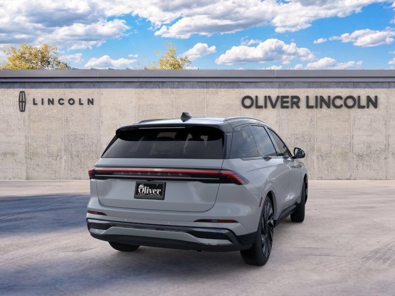 New 2026 Lincoln Nautilus Reserve AWD/4WD image 8