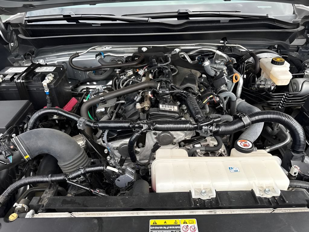 Used 2025 Toyota Tacoma SR5 AWD/4WD image 29