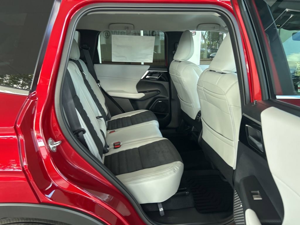 New 2026 Mitsubishi Outlander SE image 26