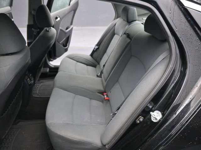 Used 2015 Kia Optima LX w/ Hybrid Convenience Package FWD image 11