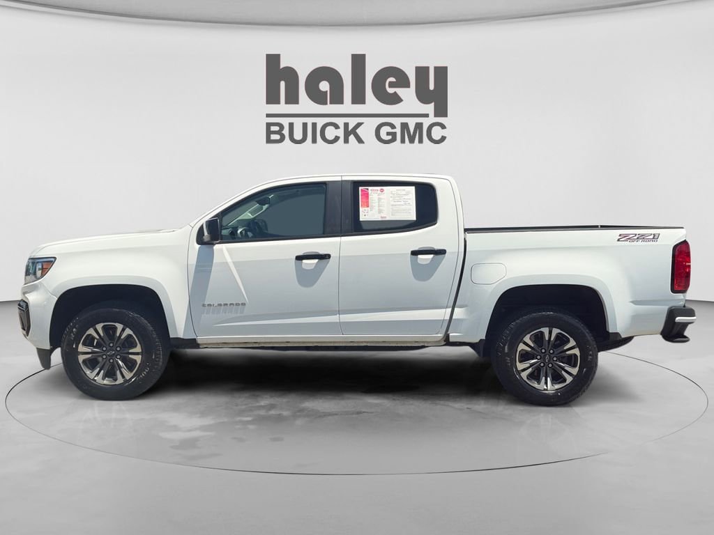 Used 2022 Chevrolet Colorado Z71 AWD/4WD image 2