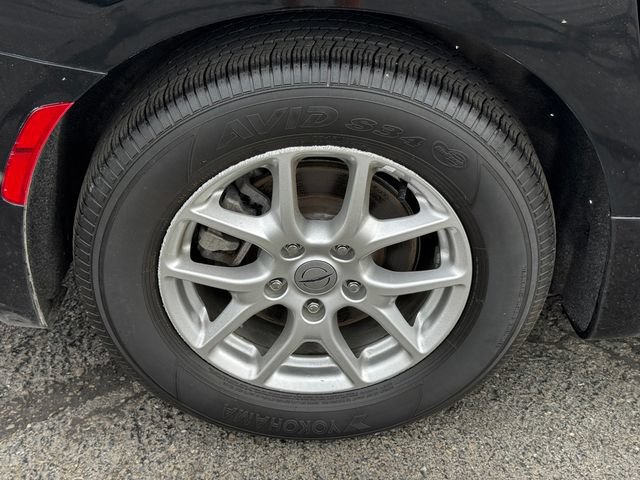 Certified 2025 Chrysler Pacifica Select FWD image 12