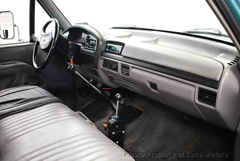 Used 1997 Ford F350 2WD Regular Cab image 21