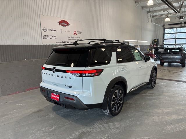 New 2026 Nissan Pathfinder Platinum image 3