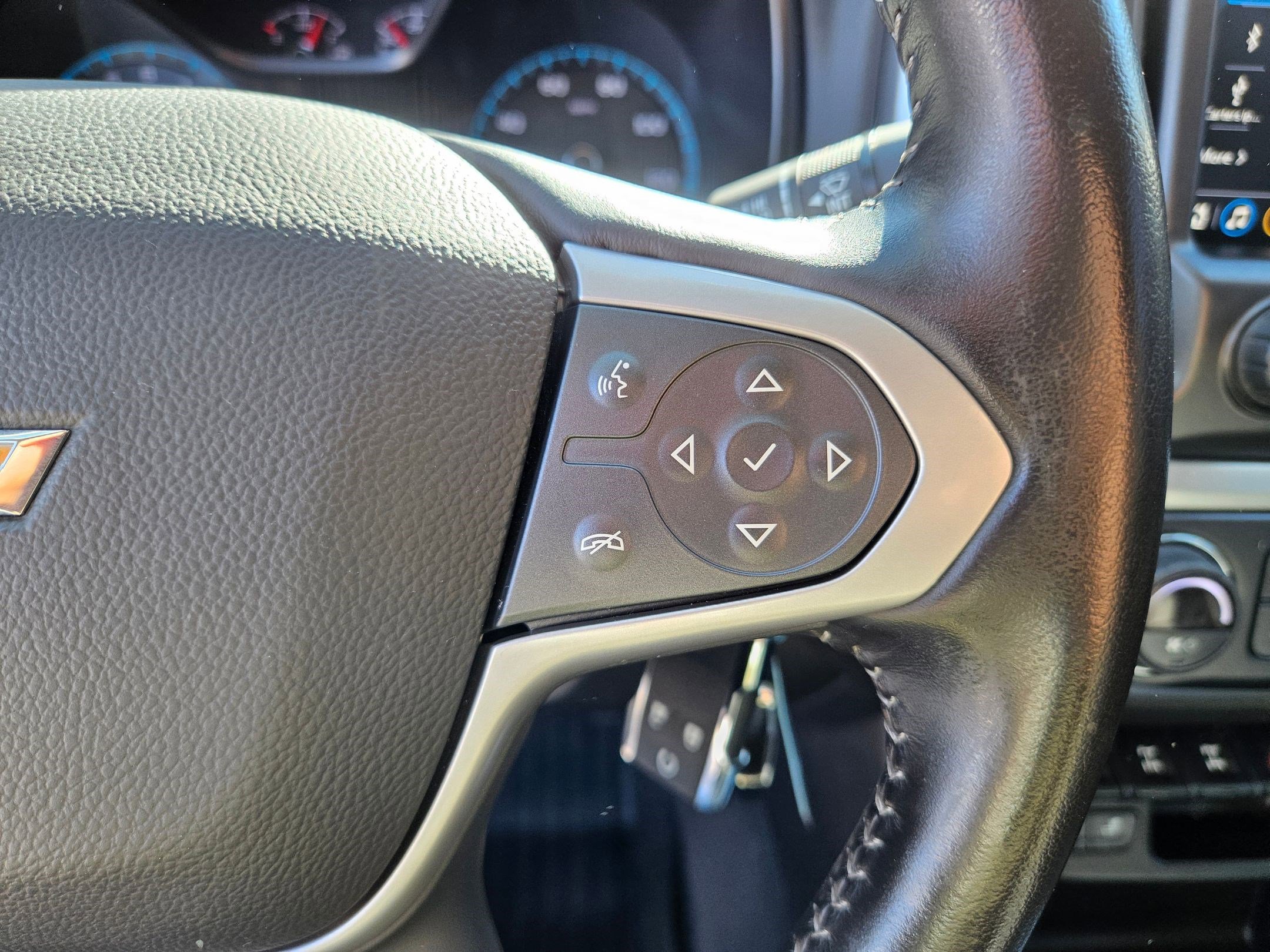 Used 2022 Chevrolet Colorado ZR2 w/ Colorado ZR2 Bison Edition image 18