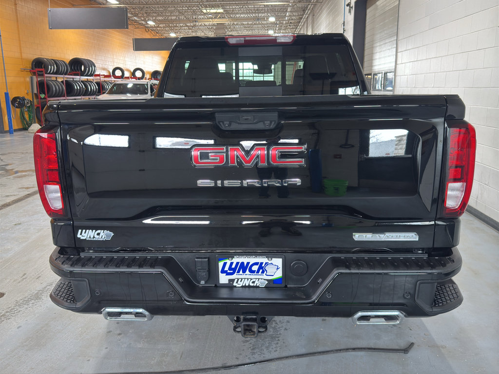 Used 2024 GMC Sierra 1500 Elevation w/ Elevation Premium Package image 4
