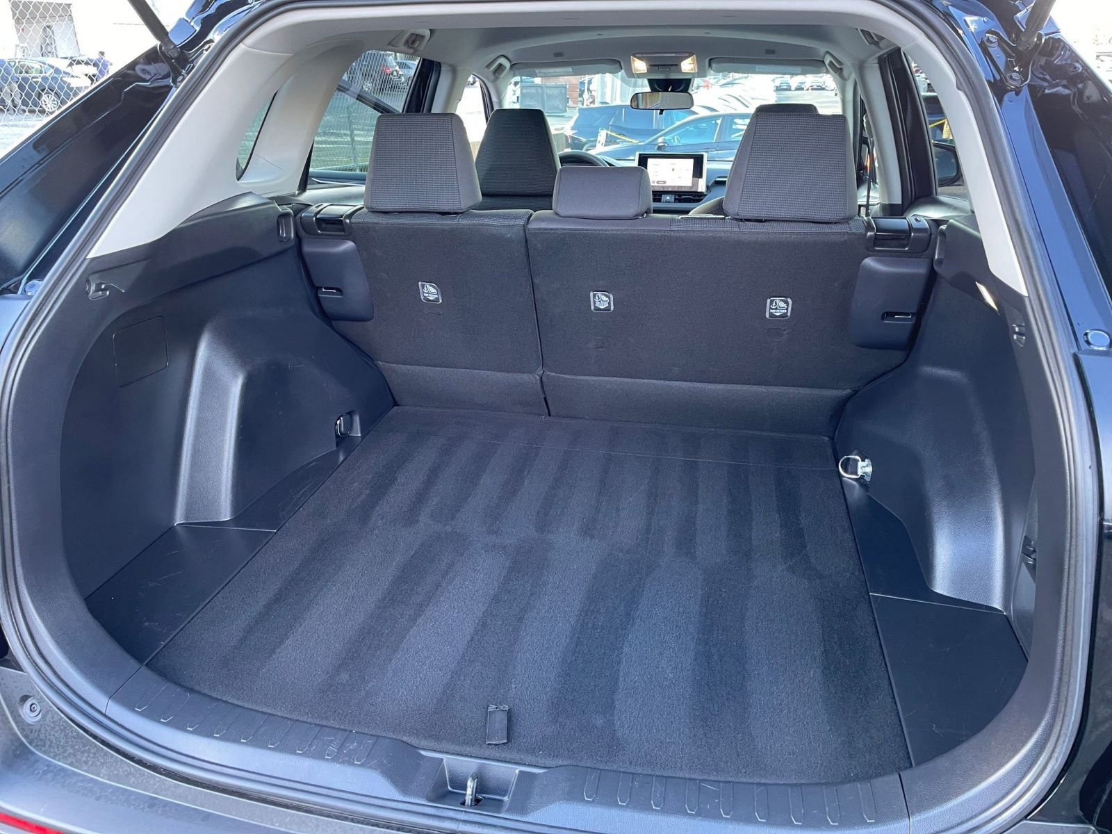 Used 2025 Toyota RAV4 LE image 30