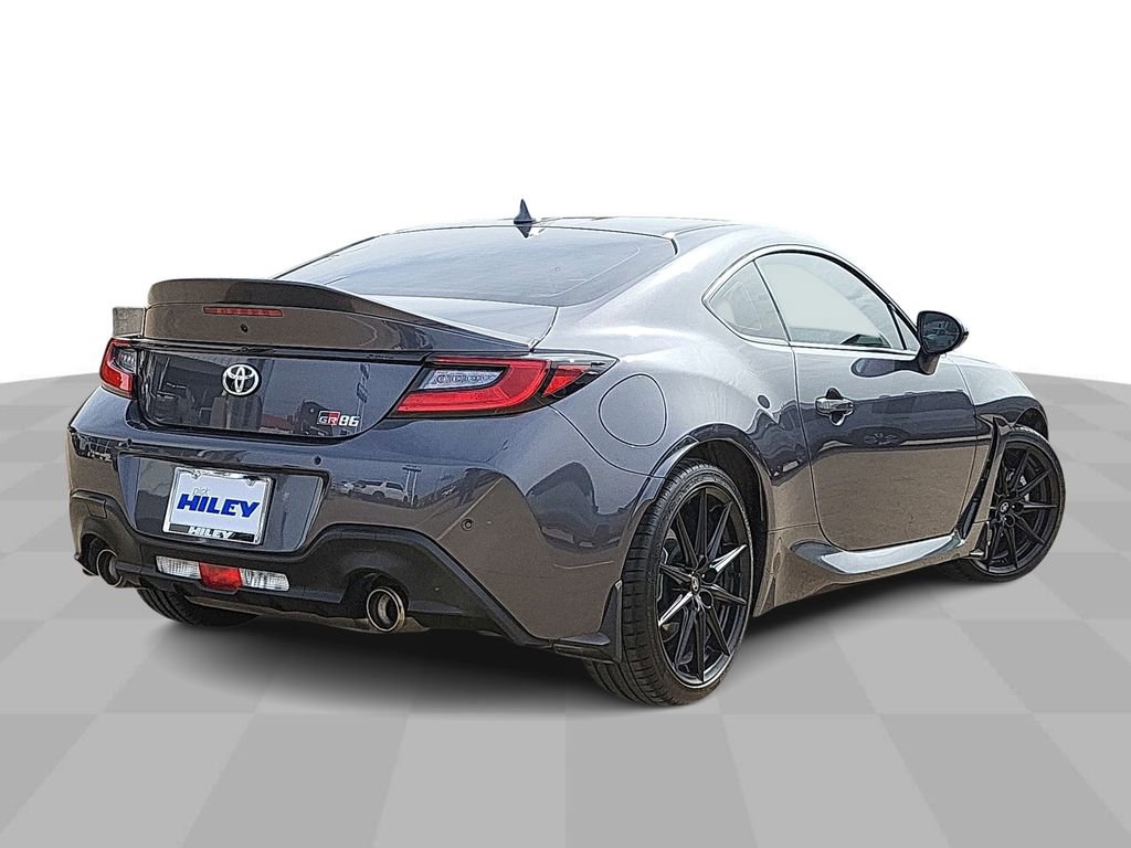 Used 2025 Toyota GR86 Premium image 8