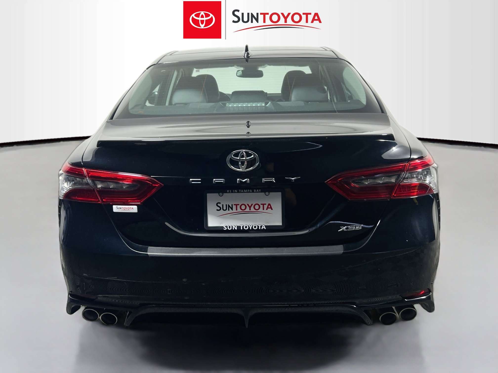 Used 2023 Toyota Camry XSE FWD image 5