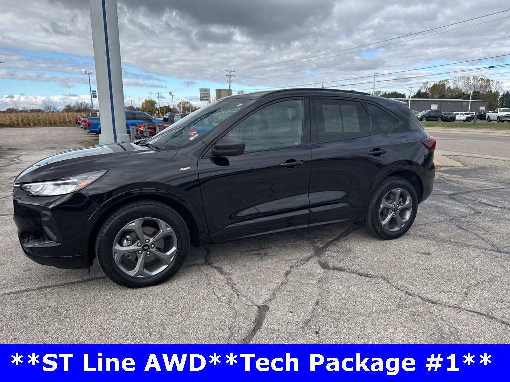 Used 2023 Ford Escape ST-Line w/ Tech Pack #1 image 2