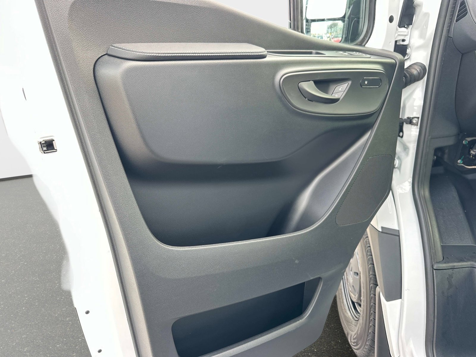 New 2026 Mercedes-Benz Sprinter 2500 image 14