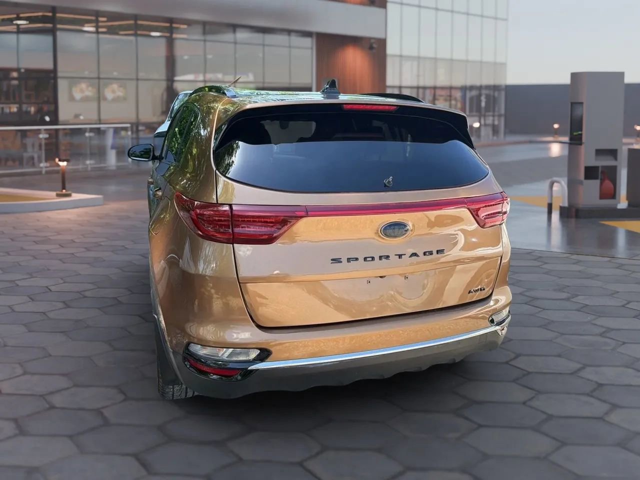 Used 2021 Kia Sportage S w/ S AWD Premium Package image 9