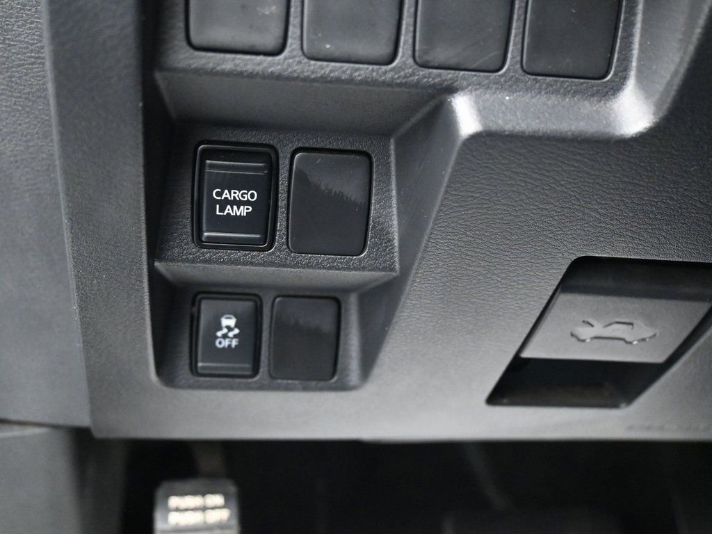 Used 2022 Nissan Frontier S RWD image 21