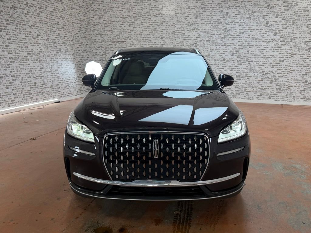 Used 2023 Lincoln Corsair Reserve w/ Equipment Group 202A AWD/4WD image 2