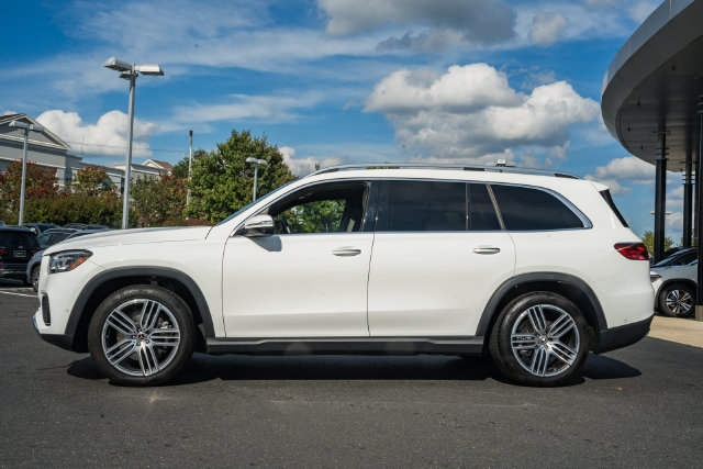 Certified 2025 Mercedes-Benz GLS 450 4MATIC image 4