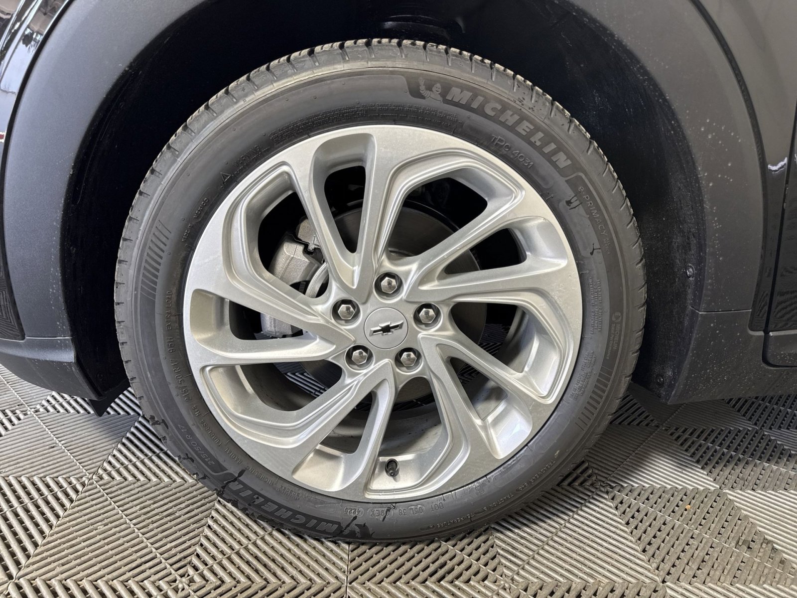 New 2027 Chevrolet Bolt LT w/ Comfort Package image 12