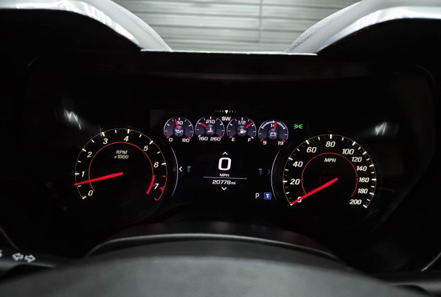 Used 2020 Chevrolet Camaro SS RWD image 21