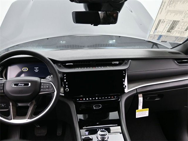 New 2026 Jeep Grand Cherokee Limited image 24