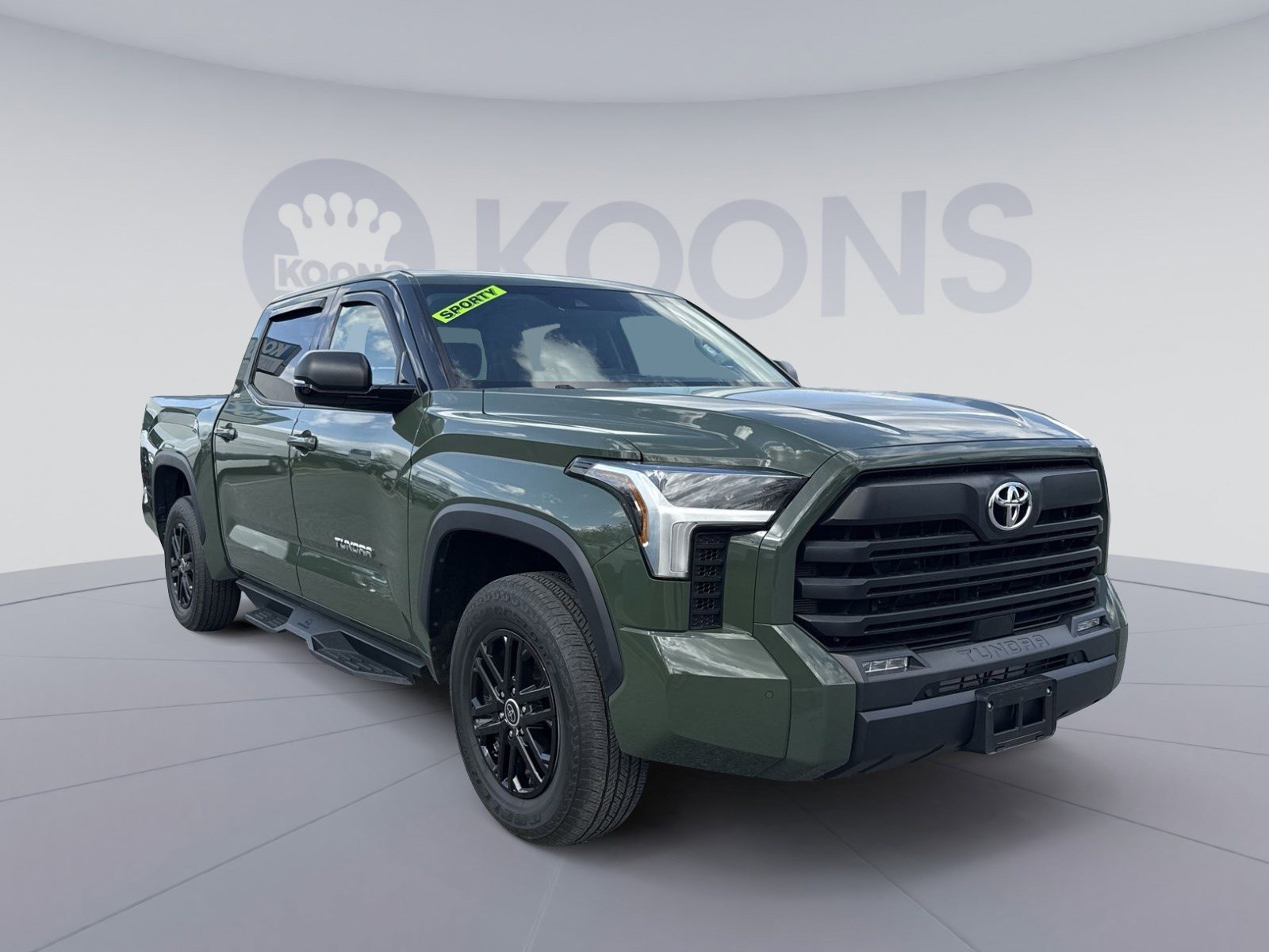 Used 2023 Toyota Tundra SR5 w/ SR5 Premium Package image 10