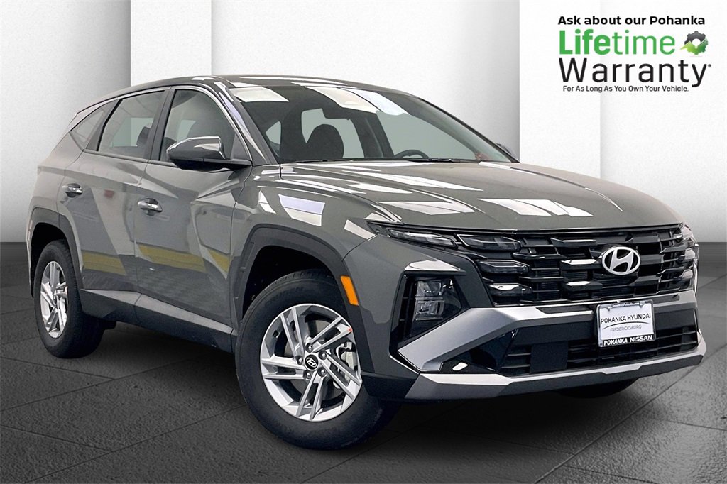New 2025 Hyundai Tucson SE
