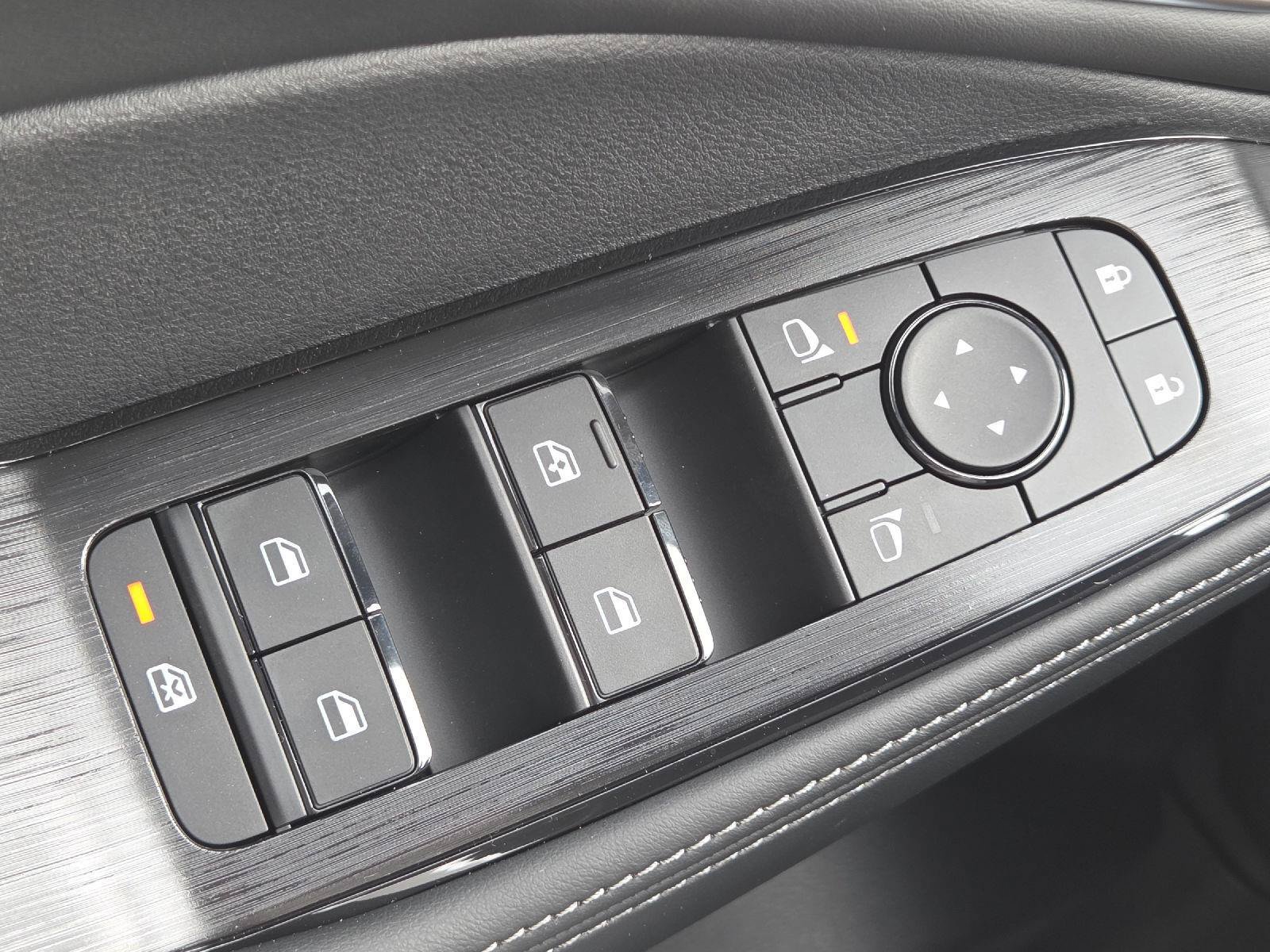 New 2026 Nissan Rogue Platinum AWD/4WD image 13