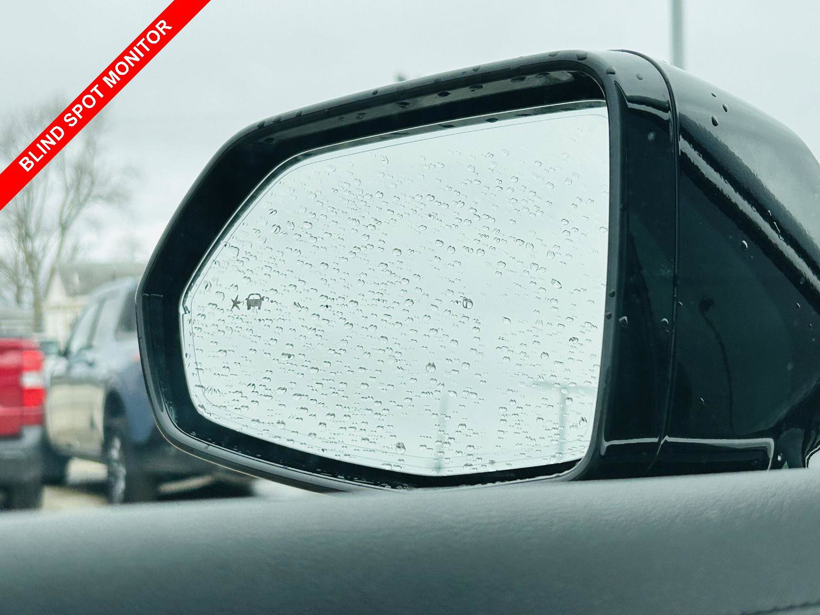 Used 2019 Cadillac XT5 Premium Luxury w/ Driver Assist Package image 12