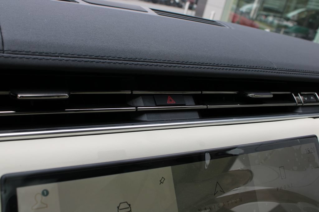 New 2026 Land Rover Range Rover SE AWD/4WD image 28