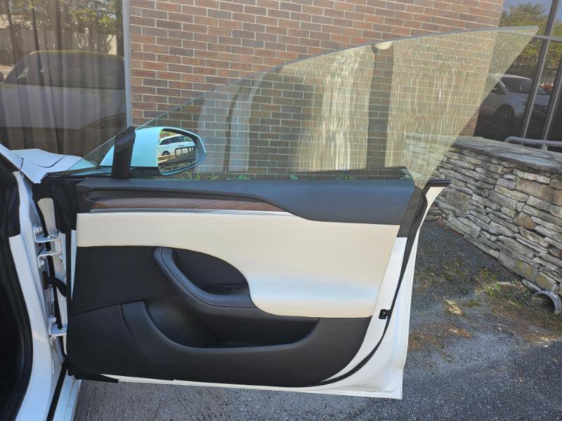 Used 2023 Tesla Model S AWD image 60