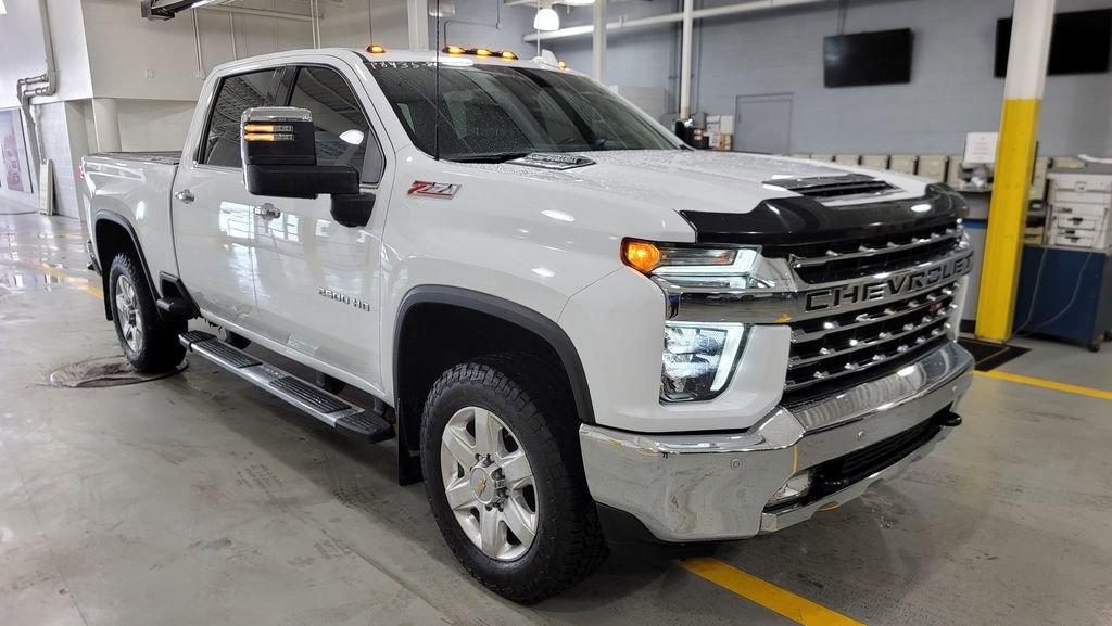 Used 2021 Chevrolet Silverado 2500 LTZ w/ LTZ Premium Package image 16