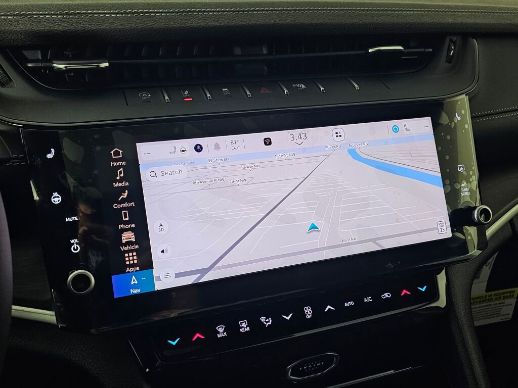 New 2026 Jeep Grand Cherokee Altitude image 26