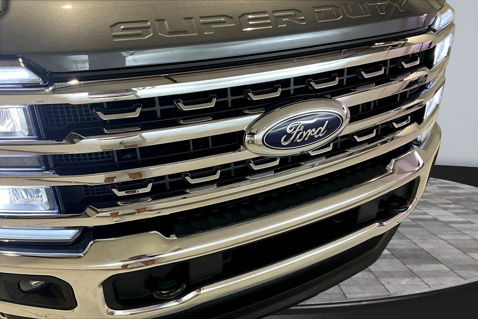 Used 2026 Ford F250 Lariat AWD/4WD image 33