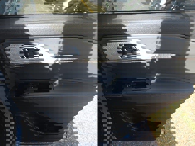 New 2026 Ford Explorer Active image 27