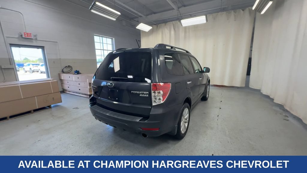 Used 2011 Subaru Forester 2.5X Premium w/ All-Weather Pkg AWD/4WD image 10