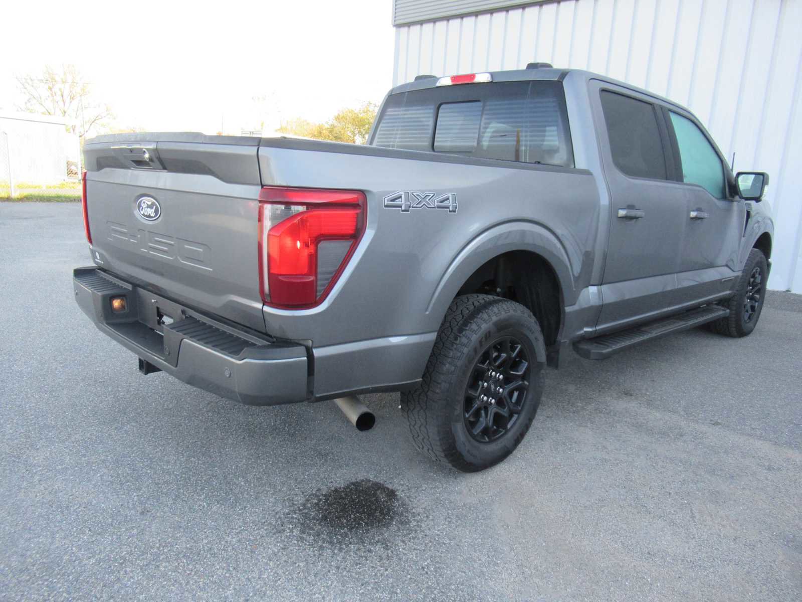 Used 2024 Ford F150 XLT w/ Equipment Group 302A MID image 4