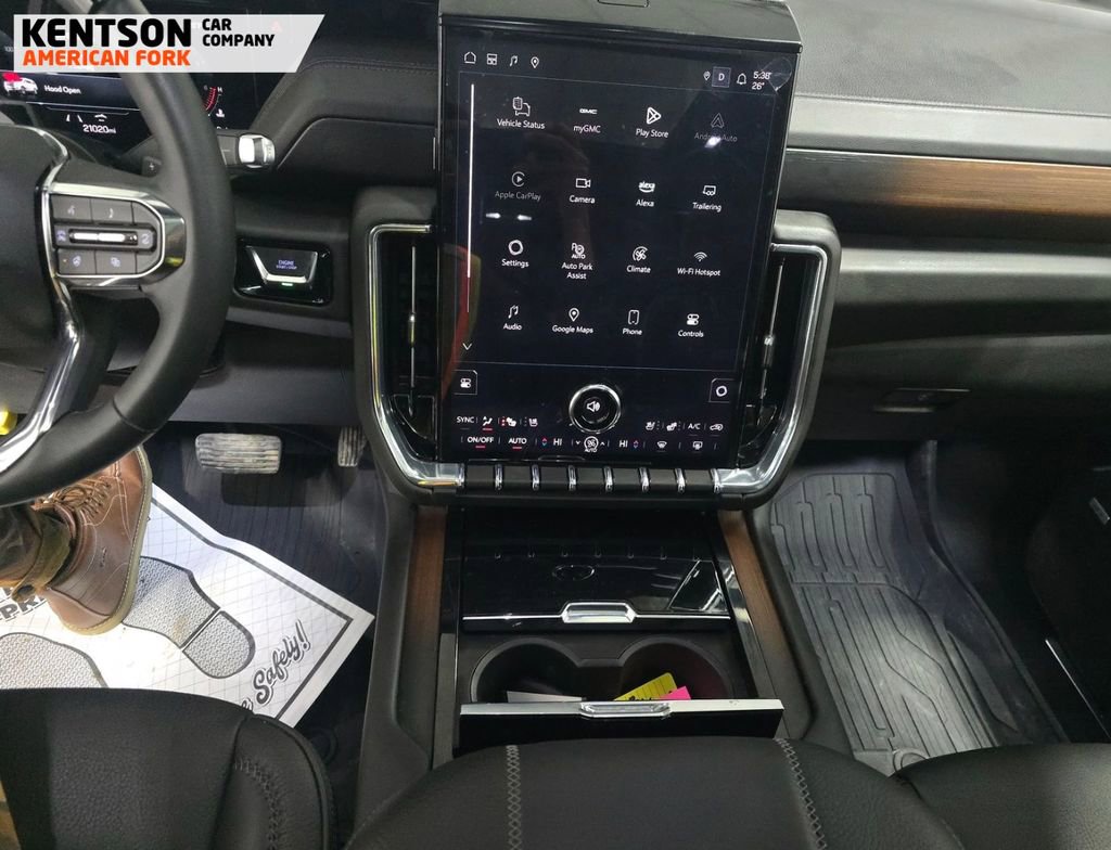 Used 2025 GMC Yukon XL Denali w/ Denali Reserve Package image 10