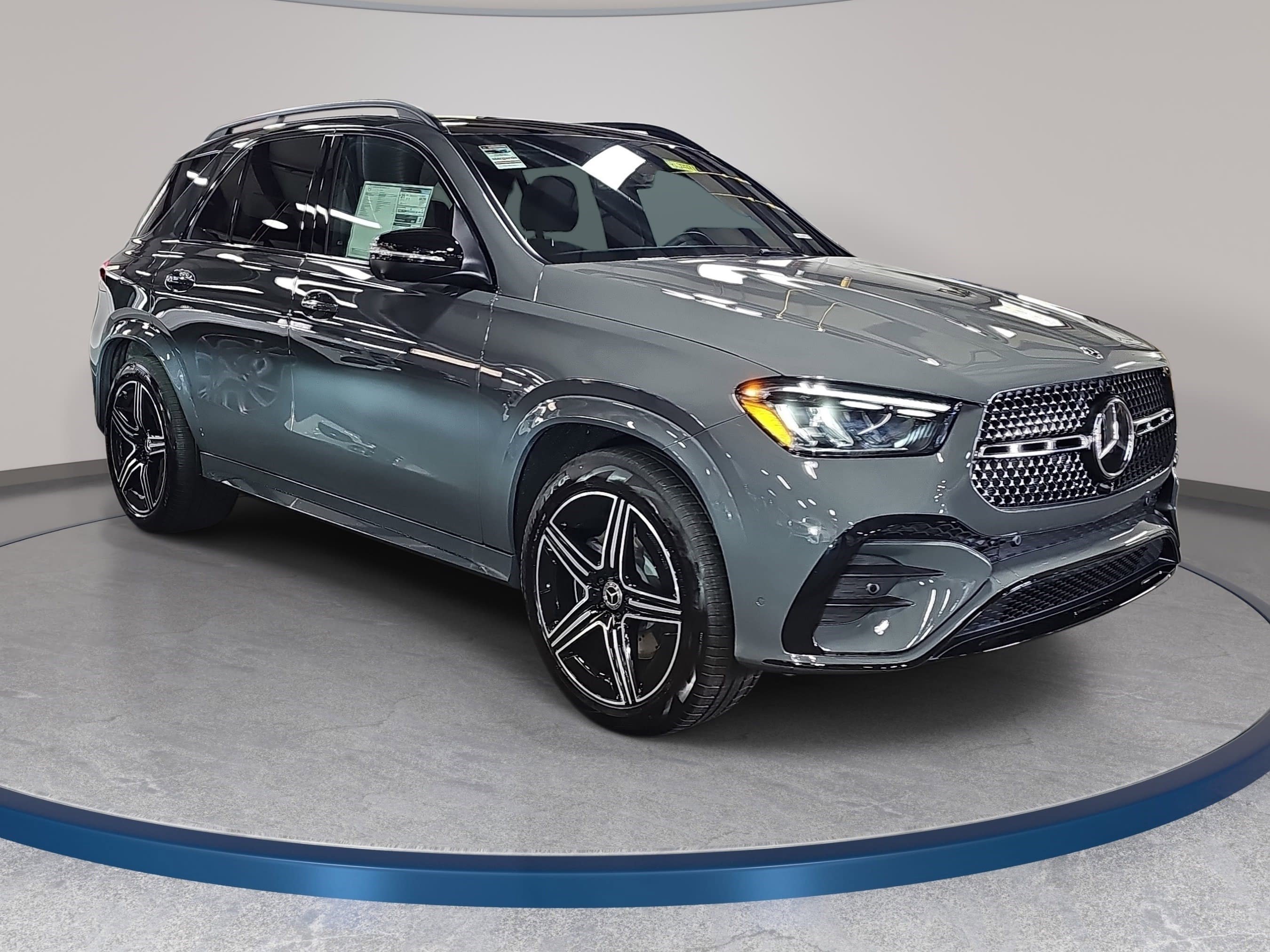 New 2026 Mercedes-Benz GLE 450 4MATIC image 3