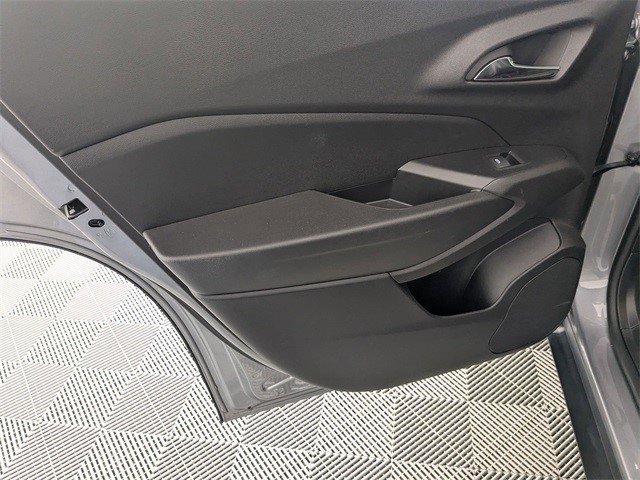 Certified 2025 Chevrolet Trax LT w/ LT Convenience Package image 25