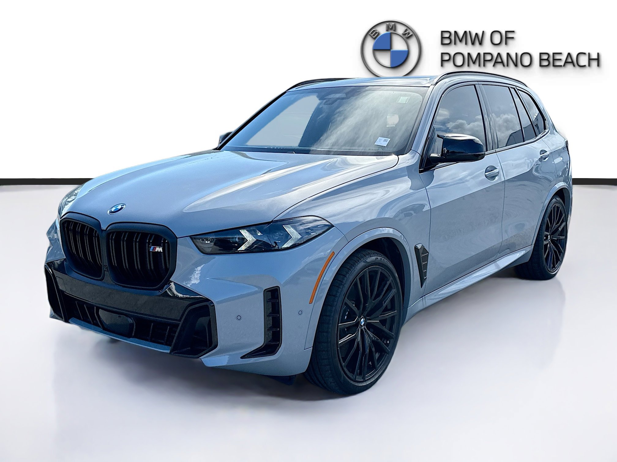 New 2026 BMW X5 M60i image 3