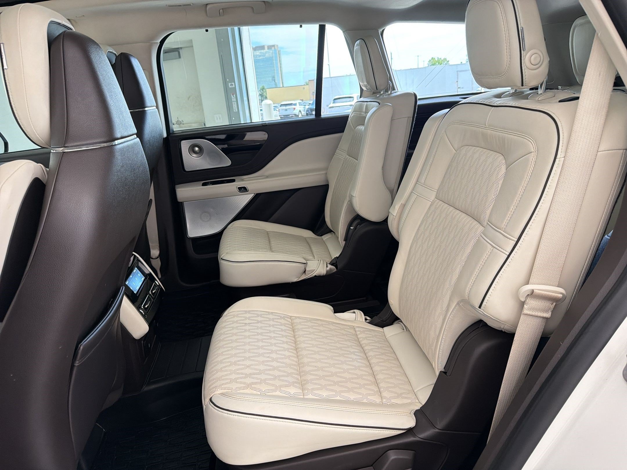 Used 2020 Lincoln Aviator Black Label w/ Dynamic Handling Package AWD/4WD image 15