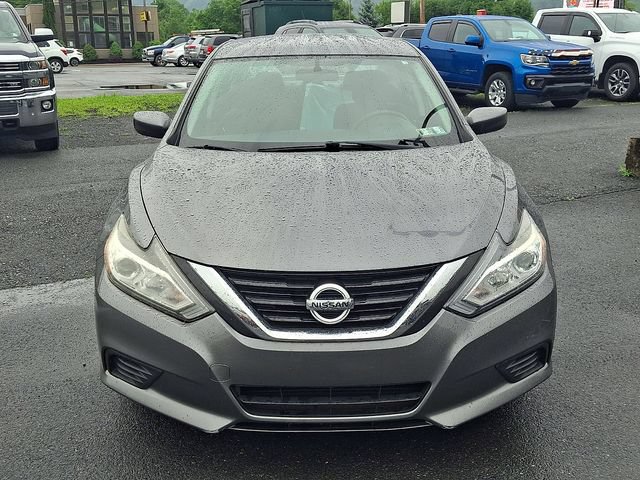Used 2018 Nissan Altima 2.5 S w/ S Convenience Package FWD image 2