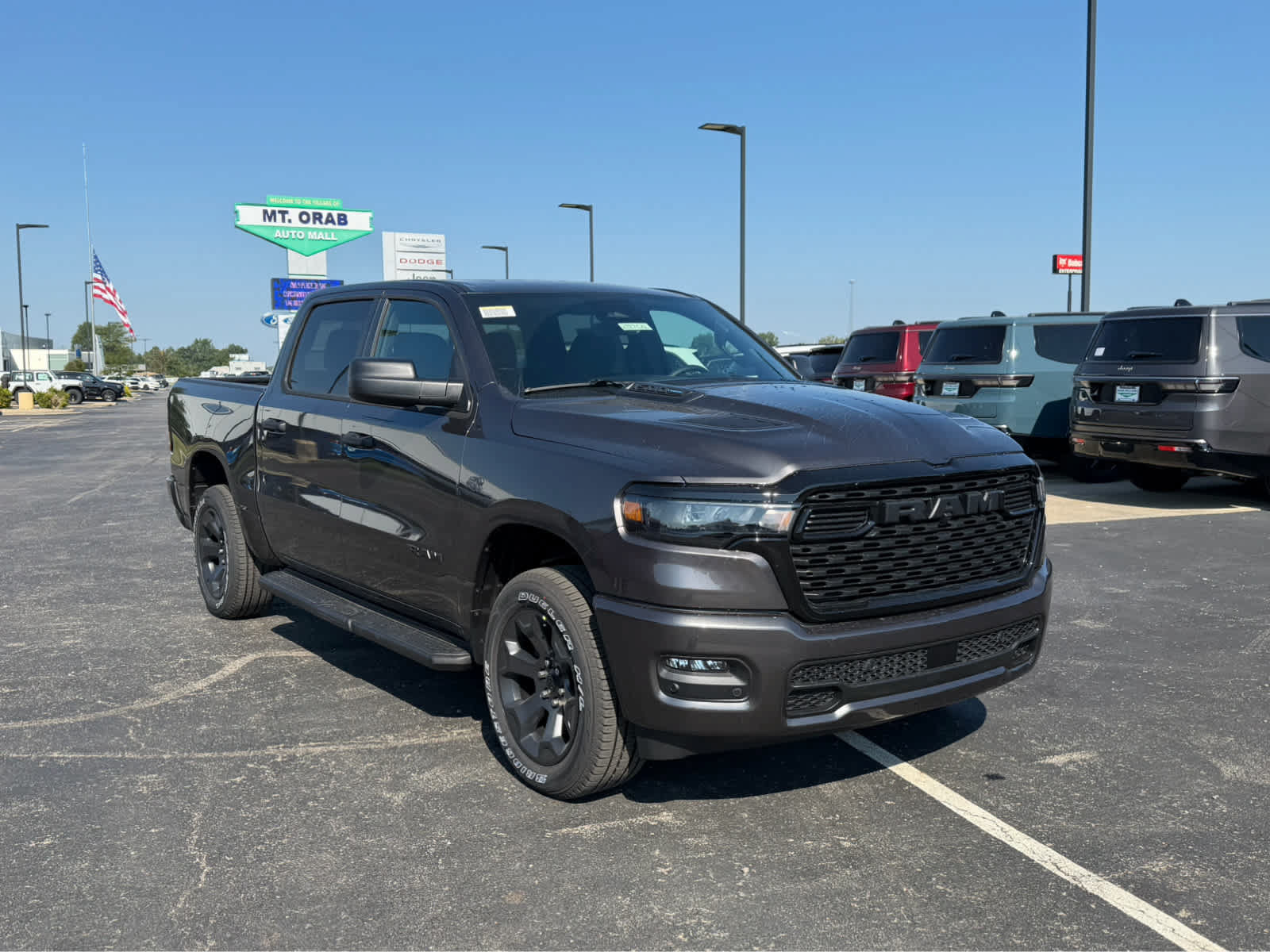 New 2027 RAM 1500 Express AWD/4WD image 2
