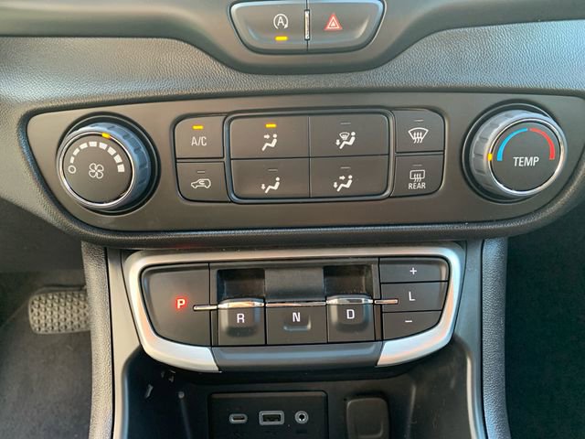 Used 2024 GMC Terrain SLE image 29