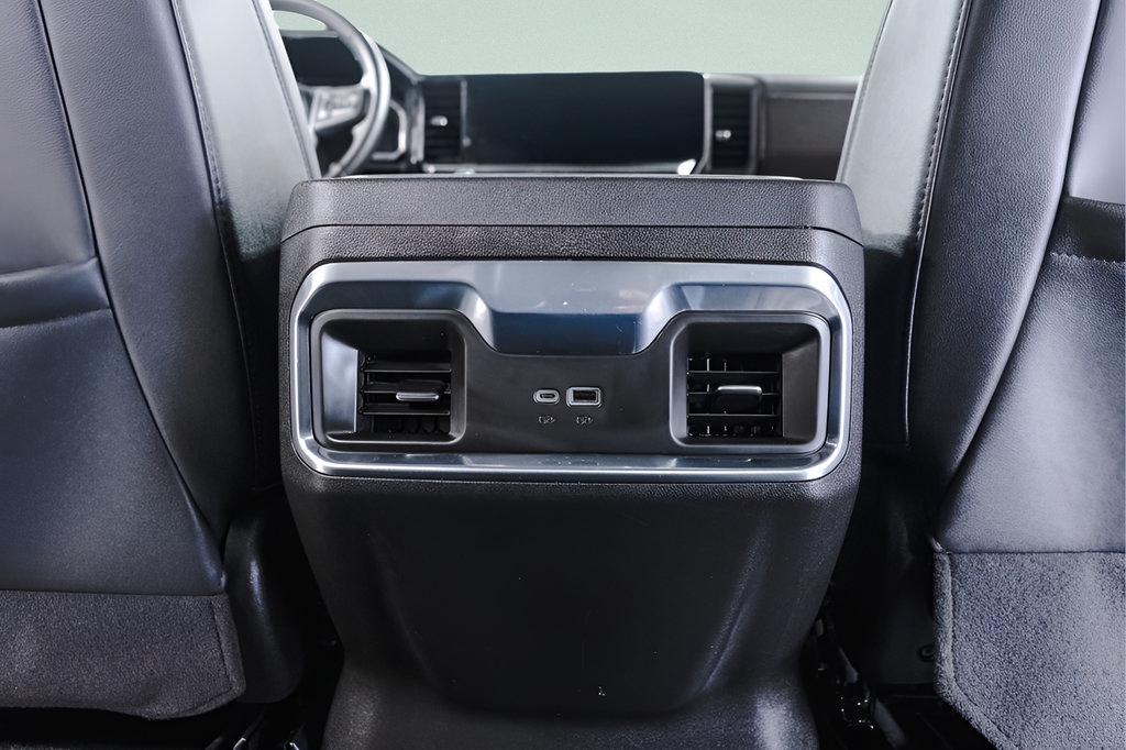 Used 2025 GMC Sierra 1500 Elevation w/ Elevation Premium Package AWD/4WD image 28