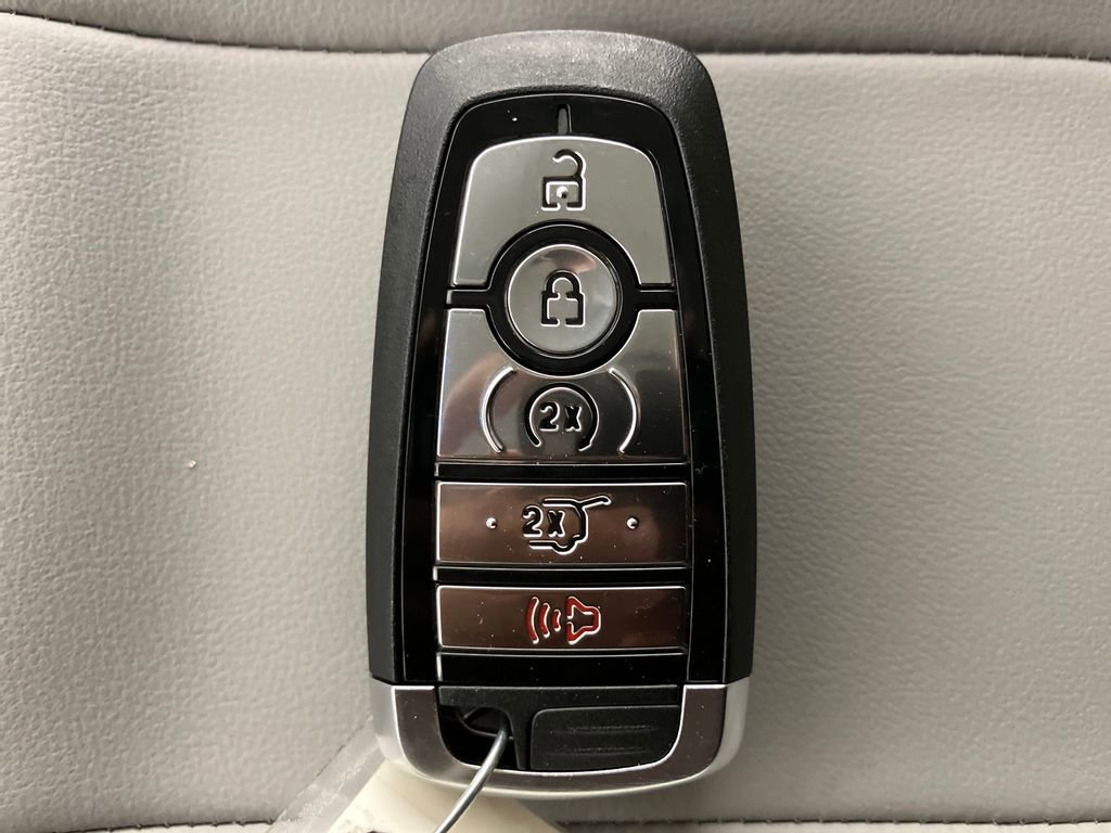 New 2025 Ford Expedition Active image 34