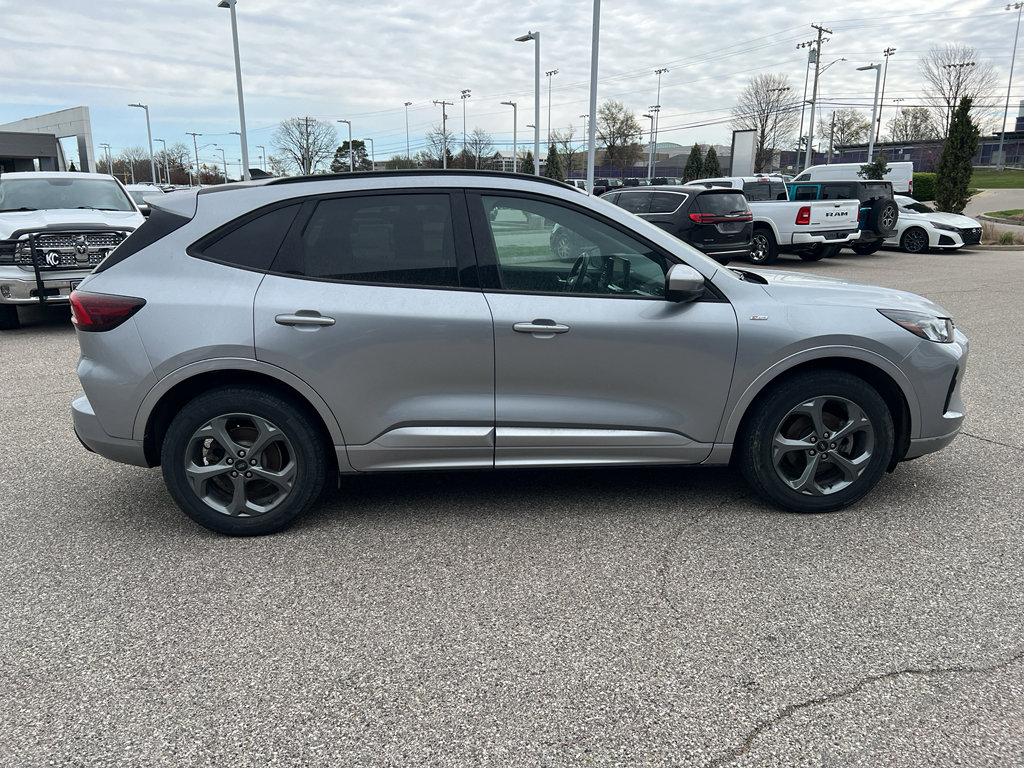 Used 2023 Ford Escape ST-Line Select w/ Tech Pack #2 image 8